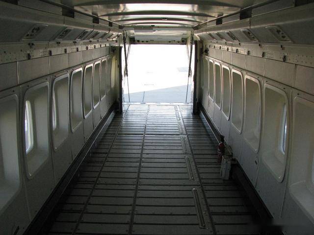 Skyvan方机身截面